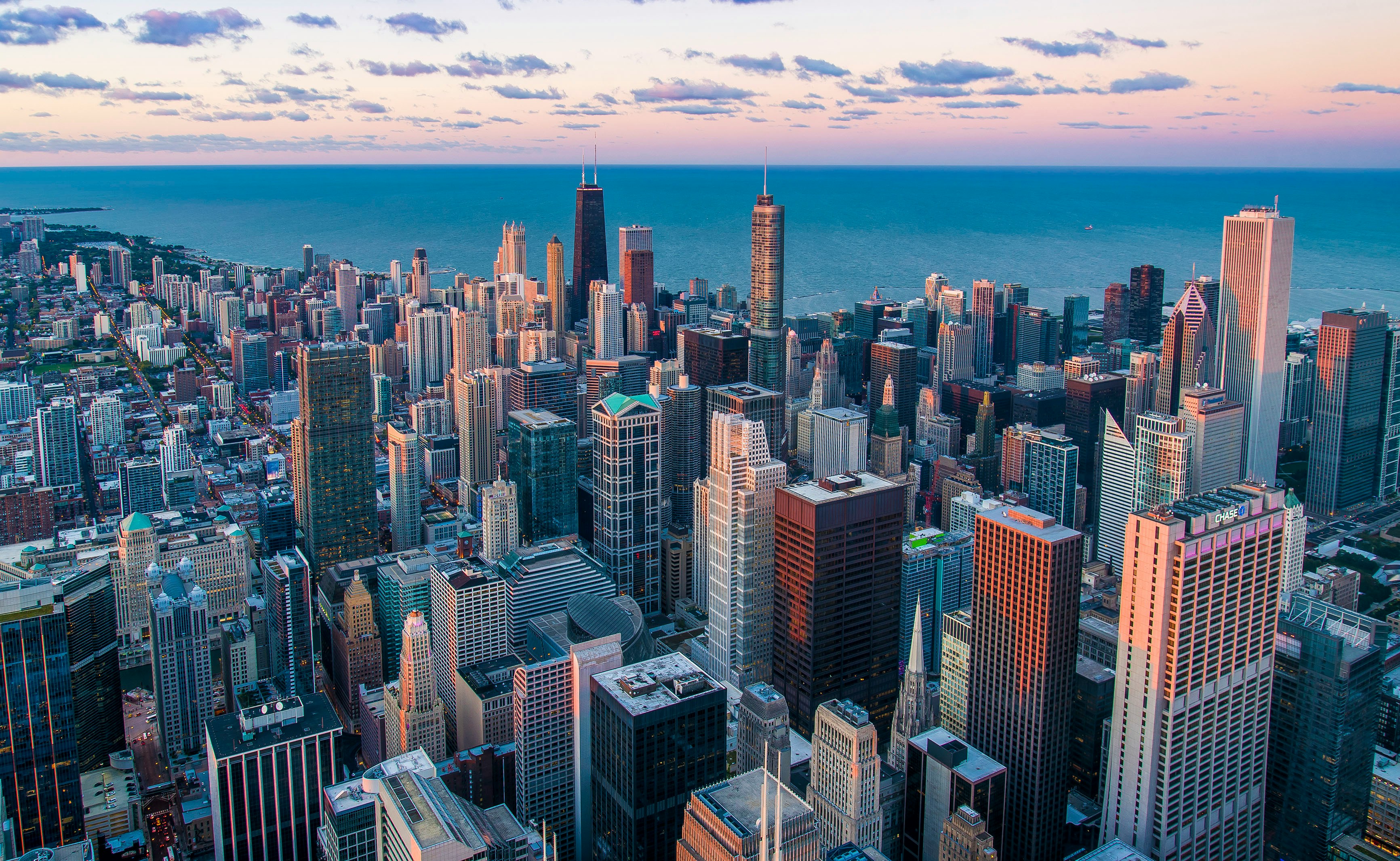 Chicago Hotels with Bathroom Doors